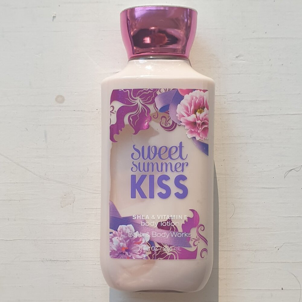 Bath & Body Works Sweet Summer Kiss Body Lotion 8 Oz